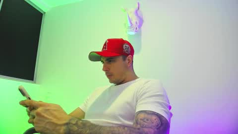 Snapshot of jakestone_1 chatting on 02-09-26, 01:31 jakestone_1 online show from 02-09-26, 01:31