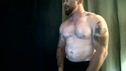 Snapshot of jalgieri21 chatting on 06-17-26, 04:37 SolidEight online show from 06-17-26, 04:37