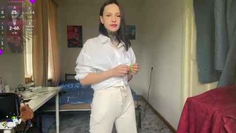 Sarah online show from 06-04-26, 06:52