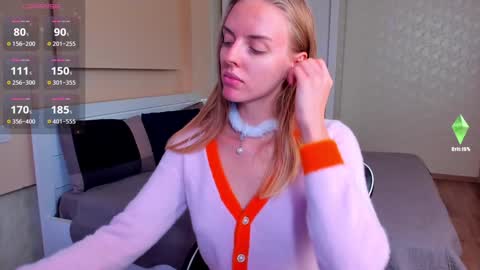 Snapshot of jam_cream chatting on 12-13-24, 12:17 Sofia online show from 12-13-24, 12:17