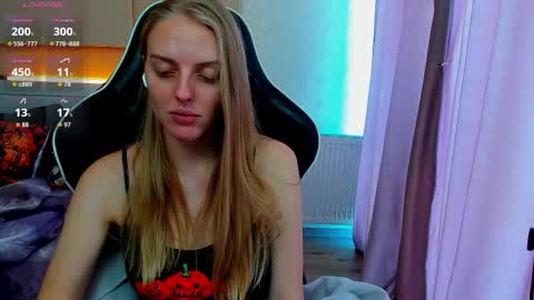 Snapshot of jam_cream chatting on 11-01-25, 12:18 Sofia online show from 11-01-25, 12:18