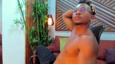 Snapshot of jamalmyst_ chatting on 03-01-25, 11:26 online show from 03-01-25, 11:26