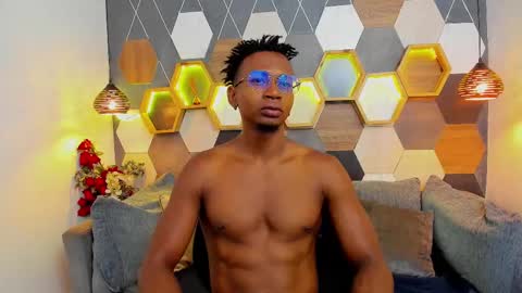 Snapshot of jamalmyst_ chatting on 03-02-25, 07:45 online show from 03-02-25, 07:45