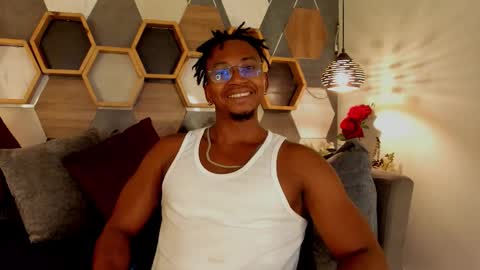 Snapshot of jamalmyst_ chatting on 09-10-25, 04:23 online show from 09-10-25, 04:23