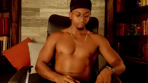 Snapshot of jamalmyst_ chatting on 10-18-25, 04:04 online show from 10-18-25, 04:04