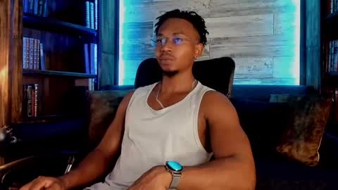 Snapshot of jamalmyst_ chatting on 10-25-25, 04:20 online show from 10-25-25, 04:20