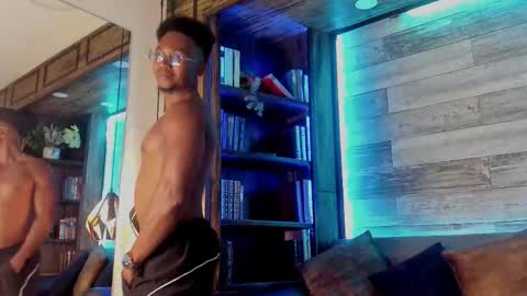 Snapshot of jamalmyst_ chatting on 11-01-25, 11:29 online show from 11-01-25, 11:29