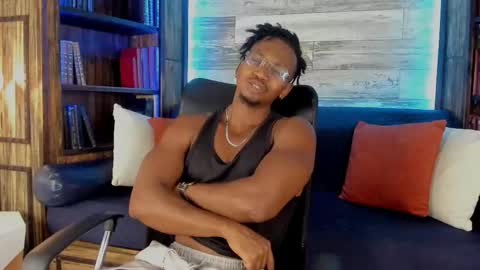 Snapshot of jamalmyst_ chatting on 11-17-25, 04:29 online show from 11-17-25, 04:29