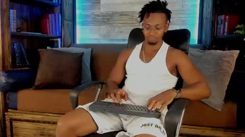 Snapshot of jamalmyst_ chatting on 11-20-25, 05:07 online show from 11-20-25, 05:07