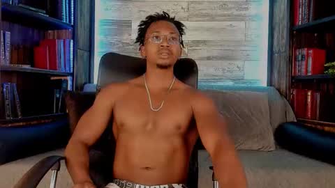 Snapshot of jamalmyst_ chatting on 11-22-25, 04:33 online show from 11-22-25, 04:33