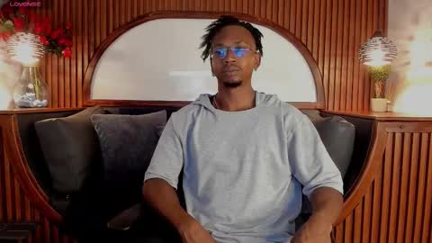 Snapshot of jamalmyst_ chatting on 11-26-25, 02:12 online show from 11-26-25, 02:12