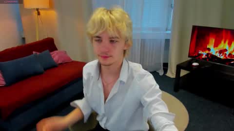 Snapshot of jamemiller chatting on 02-25-26, 07:07 JameMiller online show from 02-25-26, 07:07