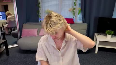 Snapshot of jamemiller chatting on 03-03-26, 07:03 JameMiller online show from 03-03-26, 07:03