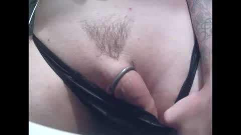 Snapshot of james223083 chatting on 04-02-26, 09:34 James online show from 04-02-26, 09:34