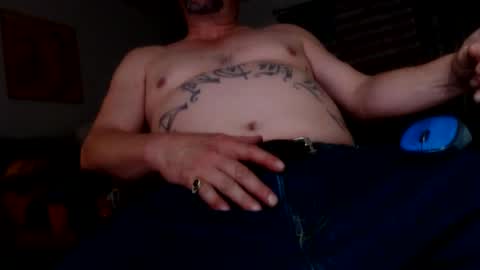 Snapshot of james30cup chatting on 01-06-25, 12:24 what you in too online show from 01-06-25, 12:24