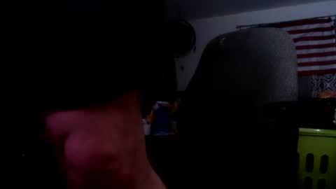 Snapshot of james30cup chatting on 01-12-25, 08:46 what you in too online show from 01-12-25, 08:46