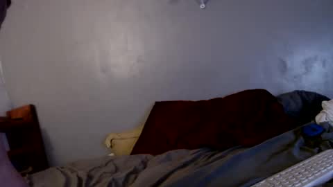 Snapshot of james30cup chatting on 03-09-25, 02:21 what you in too online show from 03-09-25, 02:21