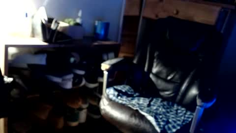 Snapshot of james30cup chatting on 01-07-26, 04:09 what you in too online show from 01-07-26, 04:09