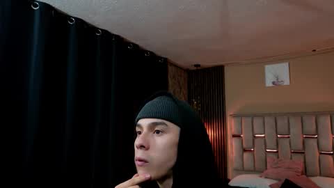 Snapshot of james_adamss_ chatting on 02-18-26, 11:50 james_adamss_ online show from 02-18-26, 11:50