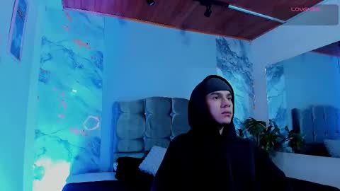 Snapshot of james_adamss_ chatting on 03-04-26, 11:27 james_adamss_ online show from 03-04-26, 11:27