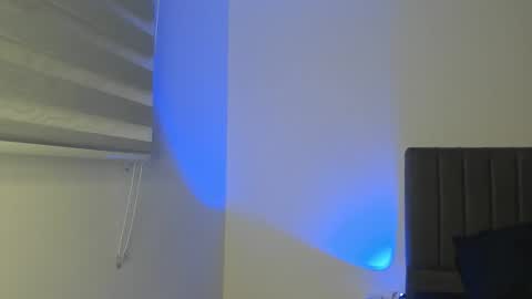 james_and_max online show from 05-28-26, 01:25