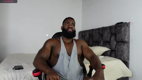 Snapshot of james_bbcmuscle chatting on 06-14-26, 06:04 James BBC online show from 06-14-26, 06:04