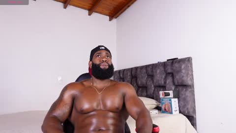 Snapshot of james_bbcmuscle chatting on 07-21-26, 12:02 James BBC online show from 07-21-26, 12:02