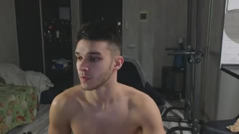 Snapshot of james_friends chatting on 05-10-26, 12:05 James online show from 05-10-26, 12:05