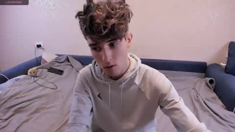 Snapshot of james_mil chatting on 02-20-25, 07:19 James online show from 02-20-25, 07:19