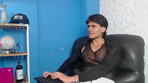 Snapshot of james_morrisonm chatting on 04-20-26, 01:58 james_morrisonm online show from 04-20-26, 01:58