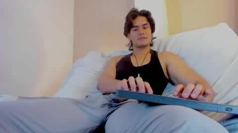 Snapshot of james_morrisonm chatting on 06-03-26, 01:57 james_morrisonm online show from 06-03-26, 01:57