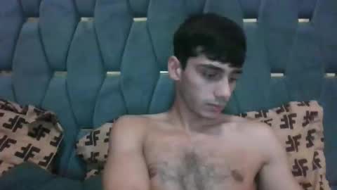 Snapshot of james_qss8 chatting on 12-05-25, 02:47 James online show from 12-05-25, 02:47