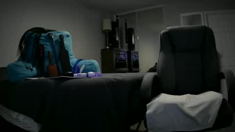 Snapshot of jamesbondage_0069 chatting on 01-26-25, 04:20 James Bondage online show from 01-26-25, 04:20