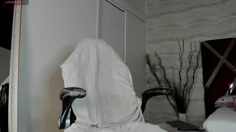 Snapshot of jamesdekker chatting on 09-25-25, 08:56 jamesdekker online show from 09-25-25, 08:56