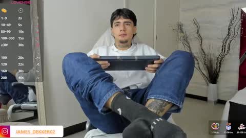 Snapshot of jamesdekker chatting on 09-30-25, 08:25 jamesdekker online show from 09-30-25, 08:25