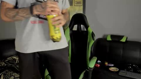 Jamesinked  online show from 01-04-25, 02:14