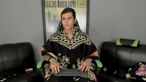 Jamesinked  online show from 03-08-25, 09:08