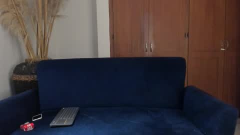 Jamesinked  online show from 11-26-25, 02:56