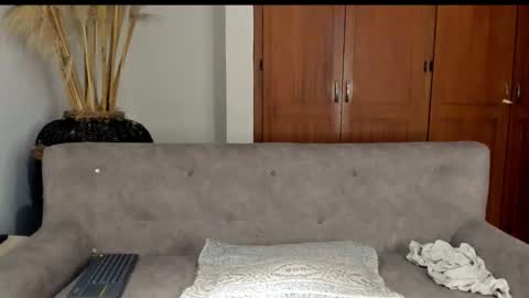 Jamesinked  online show from 12-19-25, 02:07