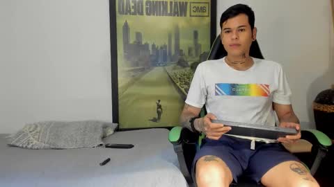 Jamesinked  online show from 01-14-26, 05:29