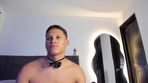 Snapshot of jamesowenn chatting on 06-05-26, 07:47 James Owenn online show from 06-05-26, 07:47