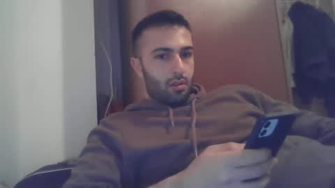 Snapshot of jamessandt chatting on 02-08-25, 10:19 jamessandt online show from 02-08-25, 10:19