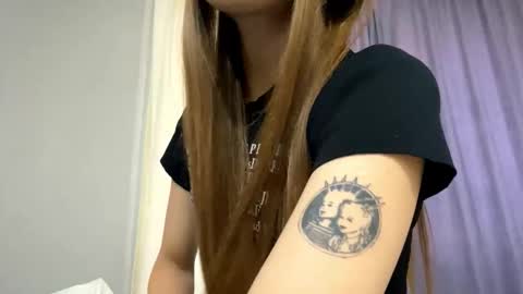 Milena online show from 09-12-25, 02:17