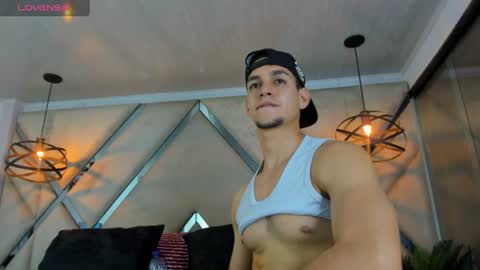 Snapshot of jamexxx1 chatting on 07-01-26, 09:25 --- James --- online show from 07-01-26, 09:25