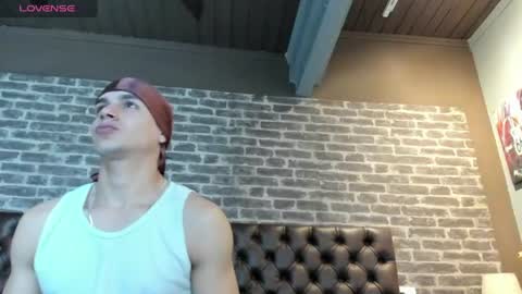 Snapshot of jamexxx1 chatting on 07-04-26, 08:48 --- James --- online show from 07-04-26, 08:48