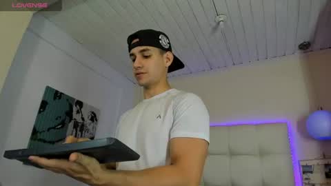 Snapshot of jamexxx1 chatting on 07-17-26, 08:57 --- James --- online show from 07-17-26, 08:57