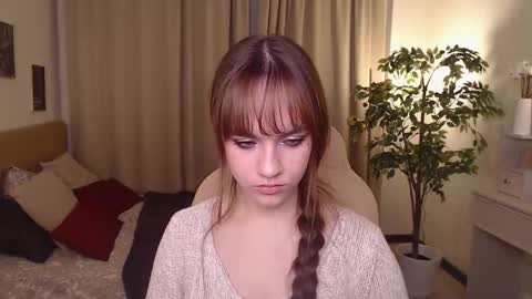 Snapshot of jamie_chung chatting on 11-28-25, 01:19 jamie_chung online show from 11-28-25, 01:19