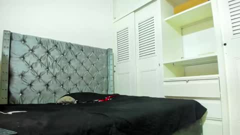 jamiee f online show from 03-08-26, 04:11