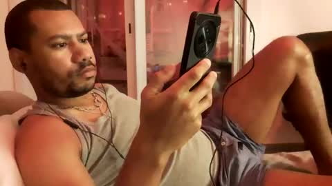 Jamie Lonnas online show from 10-24-25, 03:30