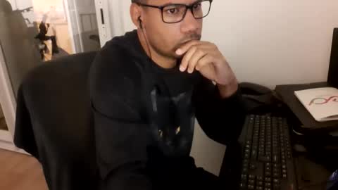 Snapshot of jamielonnas chatting on 05-27-26, 02:41 Jamie Lonnas online show from 05-27-26, 02:41